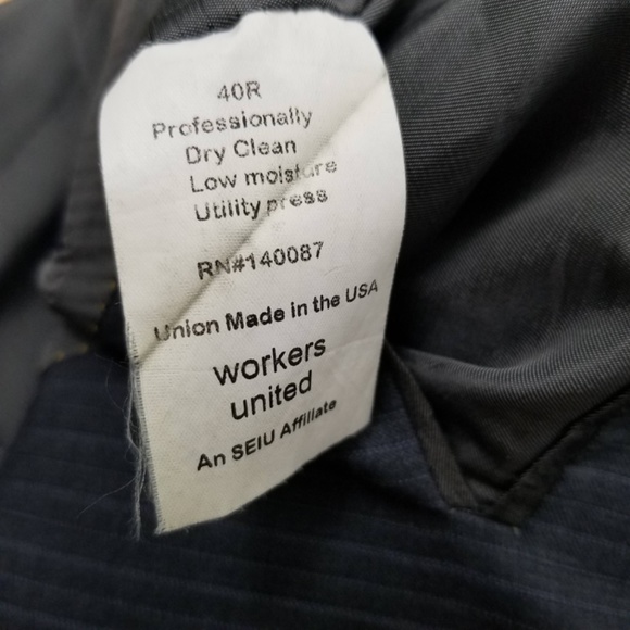 Hart Schaffner Marx - 40R 36X29 Mens 2 Piece Suit - Gray/Muted Chalk Stripe - Picture 10 of 16